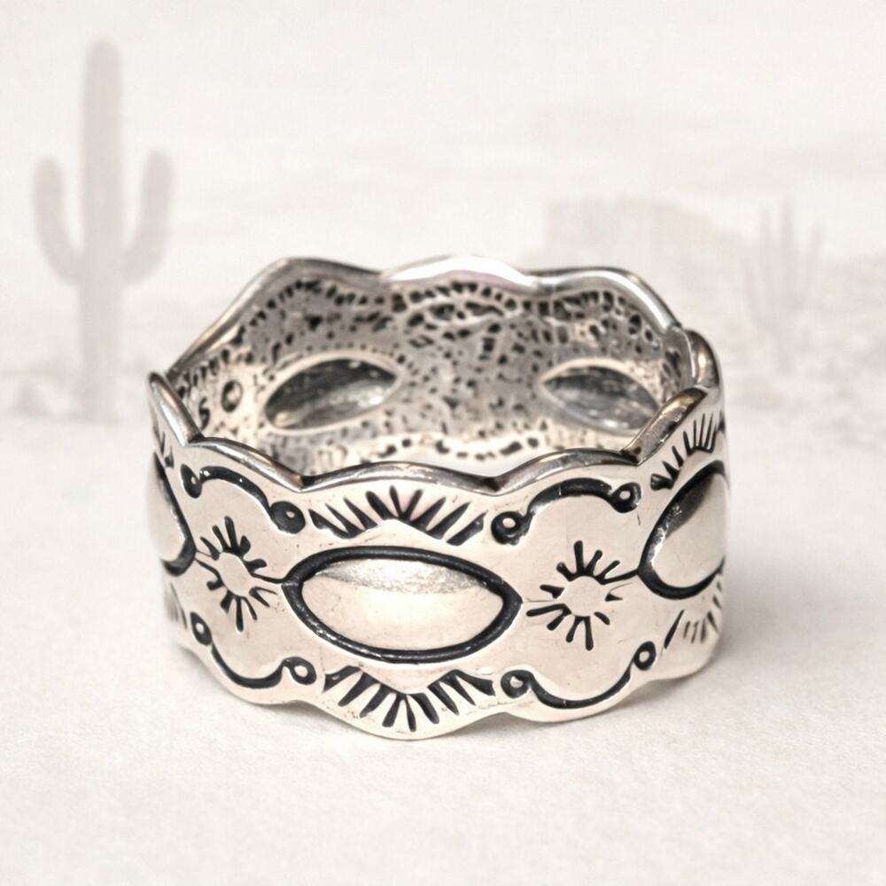 Shube's Manufacturing Stamped Ring Band Sz 7.5 Southwest Engraved